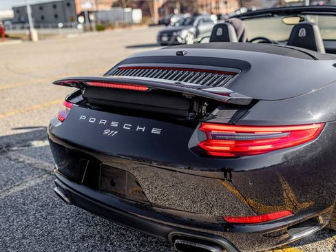 Used 2017 Porsche 911 Carrera image 73