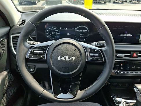 Used 2024 Kia Seltos S AWD/4WD image 20