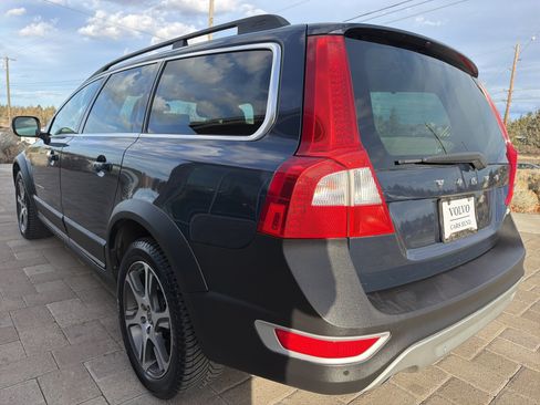 Used 2013 Volvo XC70 T6 image 4