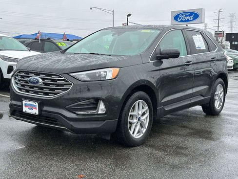 Used 2022 Ford Edge SEL w/ Convenience Package image 2