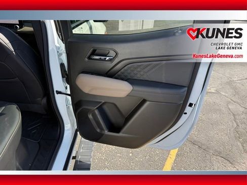 New 2026 GMC Canyon Denali AWD/4WD image 19