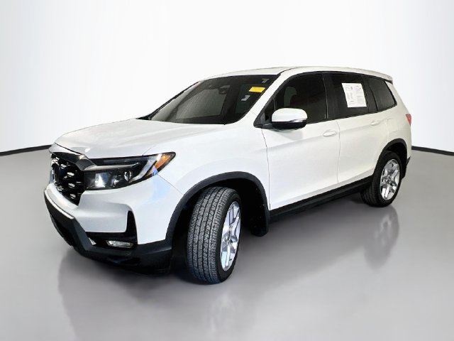 Used 2025 Honda Passport EX-L image 4