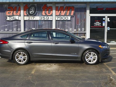 Used 2018 Ford Fusion S image 20
