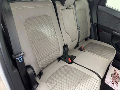 Used 2020 Ford Escape SE image 36