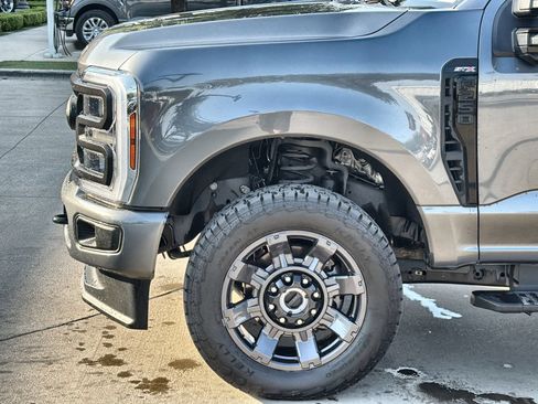 Certified 2025 Ford F250 XL w/ STX Appearance Package AWD/4WD image 10