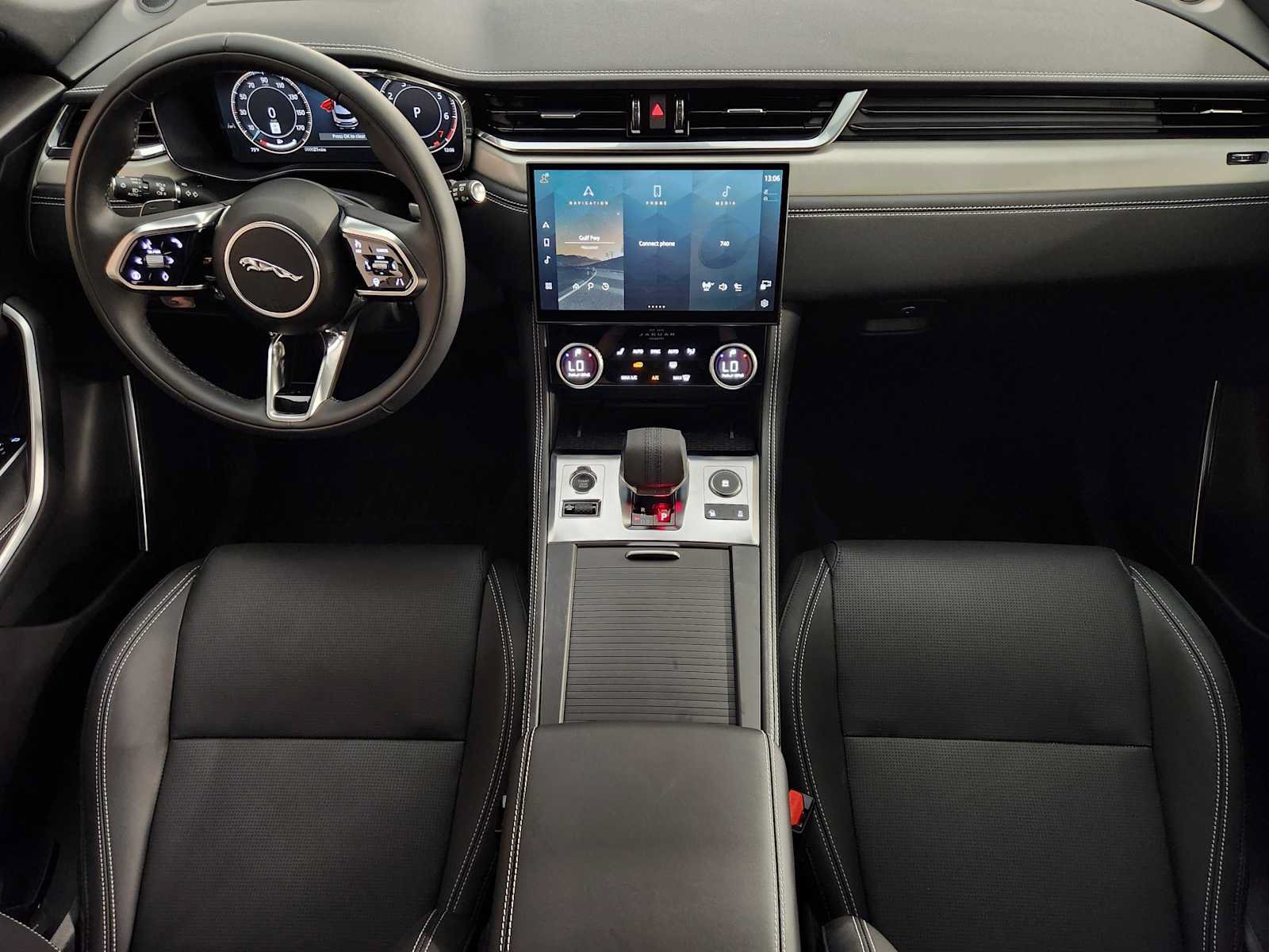New 2026 Jaguar F-PACE R-Dynamic S AWD/4WD image 4