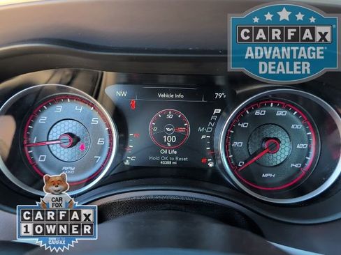 Used 2022 Dodge Charger SXT image 23