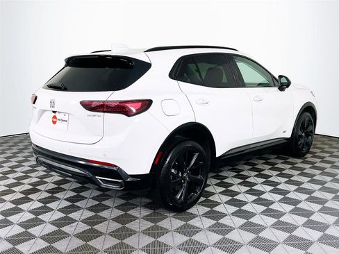 Used 2024 Buick Envision Sport Touring image 9