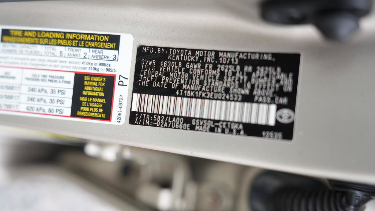 Used 2014 Toyota Camry XLE FWD image 26