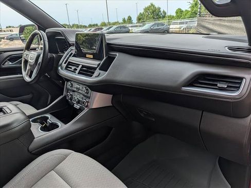 Used 2022 GMC Yukon SLE RWD image 15