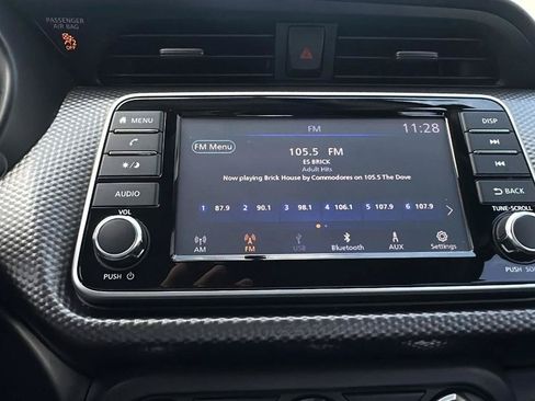 Used 2019 Nissan Kicks S FWD image 37
