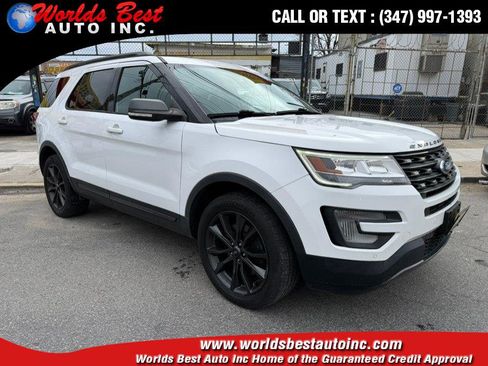 Used 2017 Ford Explorer XLT w/ Equipment Group 202A image 1