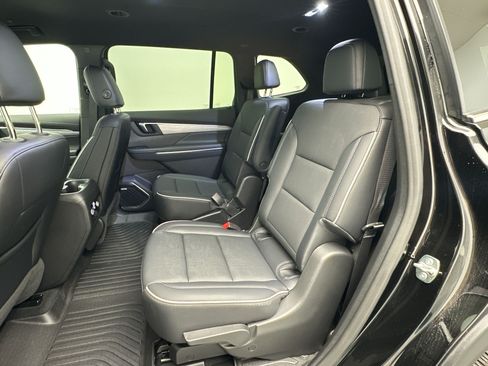 Certified 2026 Buick Enclave Preferred AWD/4WD image 21