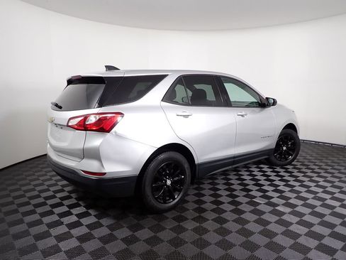 Used 2019 Chevrolet Equinox LS w/ LS Convenience Package image 15