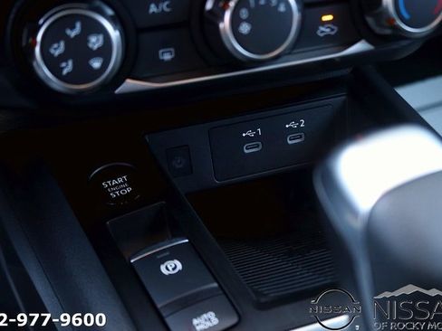 Used 2025 Nissan Kicks SV w/ Charging Package image 19