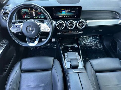 Used 2023 Mercedes-Benz EQB 350 4MATIC SUV image 17