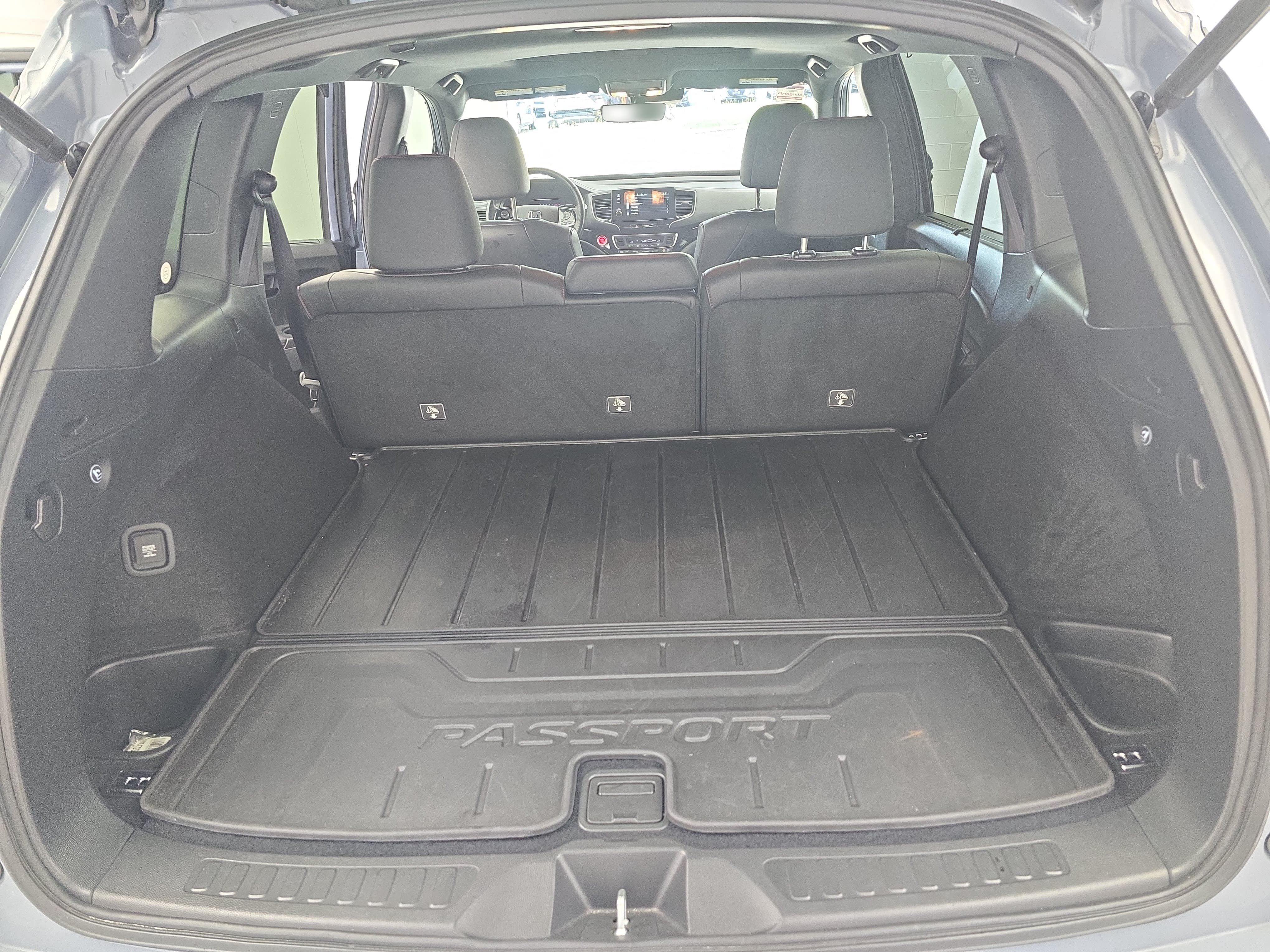 Used 2024 Honda Passport Black Edition image 12