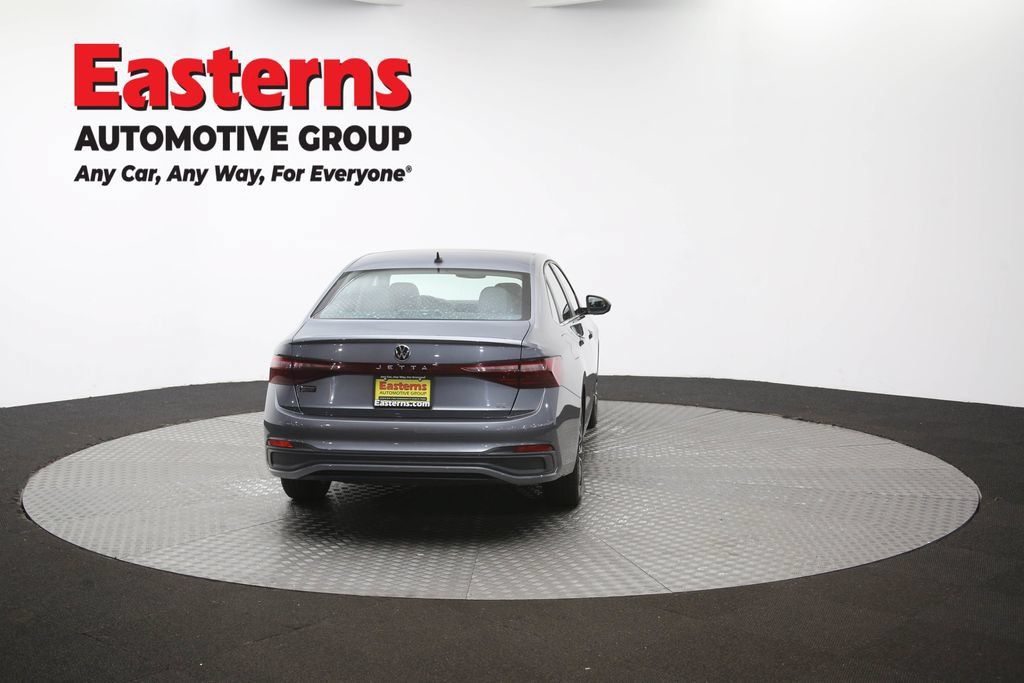 Used 2025 Volkswagen Jetta SE FWD image 36
