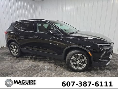 Used 2023 Chevrolet Blazer LT w/ Convenience Package AWD/4WD image 1