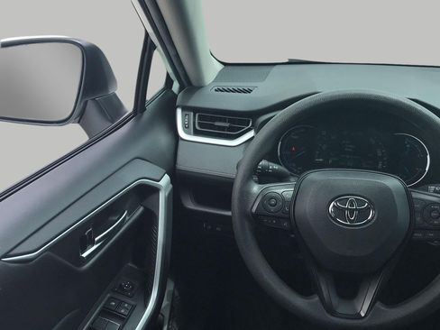 Used 2023 Toyota RAV4 AWD Hybrid image 5