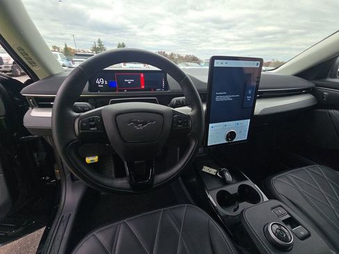 Used 2021 Ford Mustang Mach-E Select w/ Comfort/Technology Package image 16