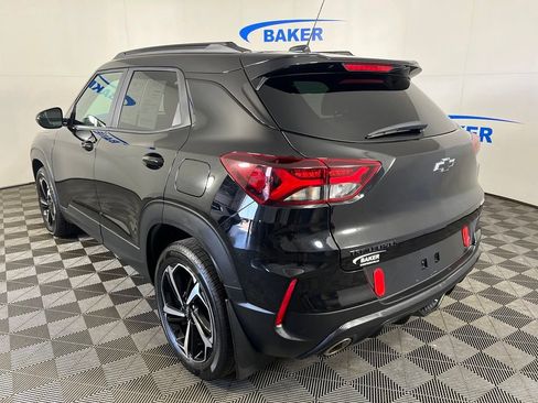 Used 2023 Chevrolet TrailBlazer RS w/ Convenience Package FWD image 2