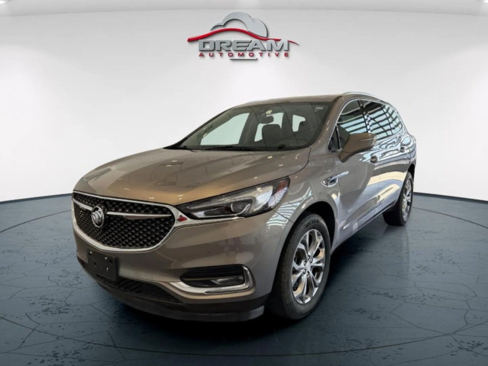 Used 2019 Buick Enclave Avenir w/ Avenir Technology Package AWD/4WD image 4