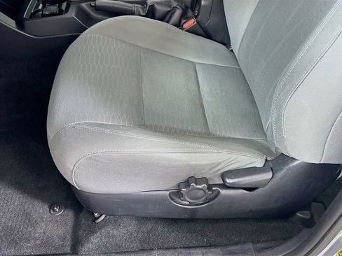 Used 2016 Toyota Tacoma SR w/ Towing Package image 19