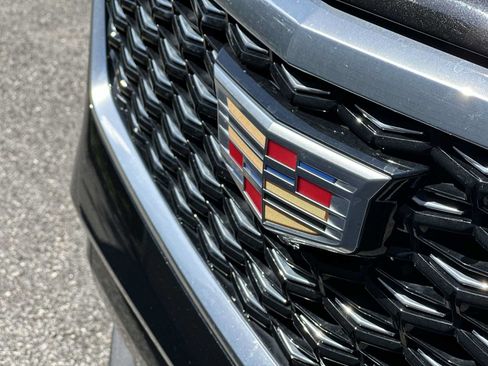 Certified 2025 Cadillac XT4 Premium Luxury FWD image 10