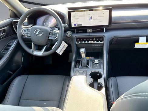 Used 2026 Lexus IS 350 F Sport RWD image 19