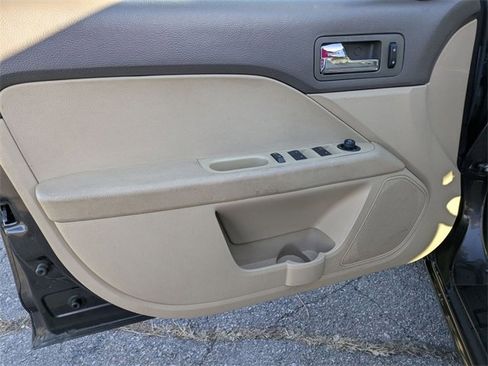 Used 2006 Ford Fusion SE image 17