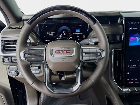 New 2026 GMC Yukon Elevation image 12