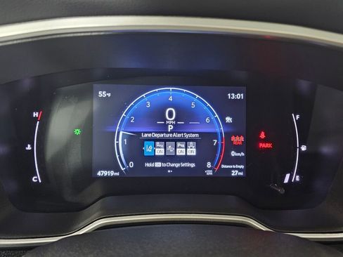 Used 2023 Toyota Corolla Cross XLE w/ Convenience Package image 24