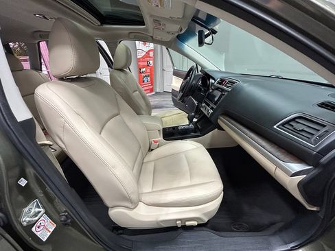 Used 2017 Subaru Outback 2.5i Limited w/ Popular Package #5 AWD/4WD image 39