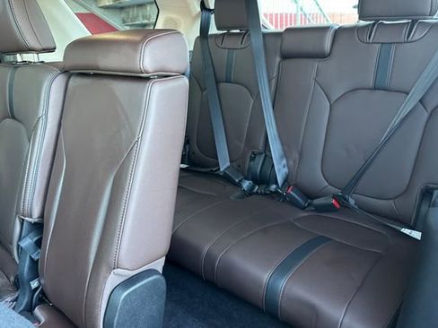 Used 2023 Honda Pilot Elite image 17