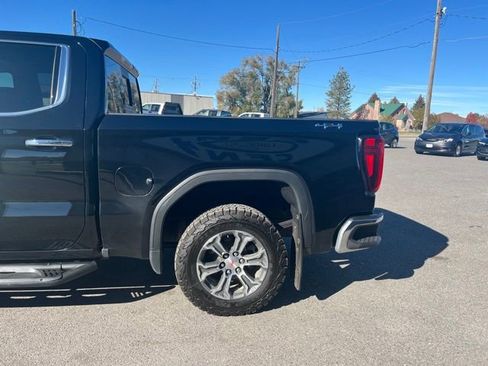 Used 2024 GMC Sierra 1500 SLT w/ SLT Convenience Package AWD/4WD image 8