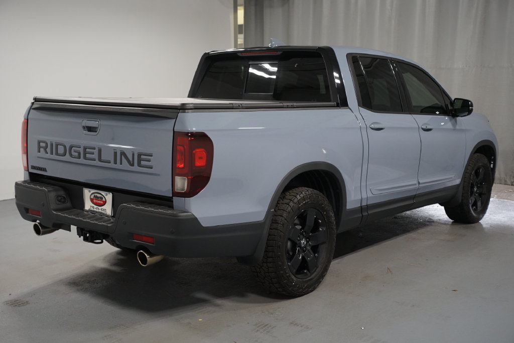 Used 2024 Honda Ridgeline Black Edition image 8