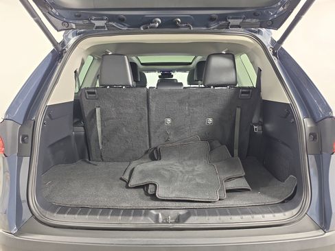 Used 2024 Toyota Grand Highlander FWD image 12
