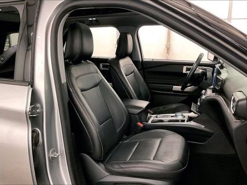 Used 2020 Ford Explorer Limited AWD/4WD image 7
