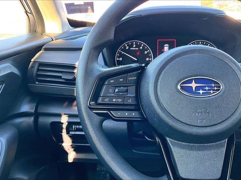 Used 2024 Subaru Crosstrek 2.0i Premium image 24
