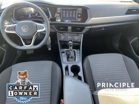 Certified 2024 Volkswagen Jetta S image 28
