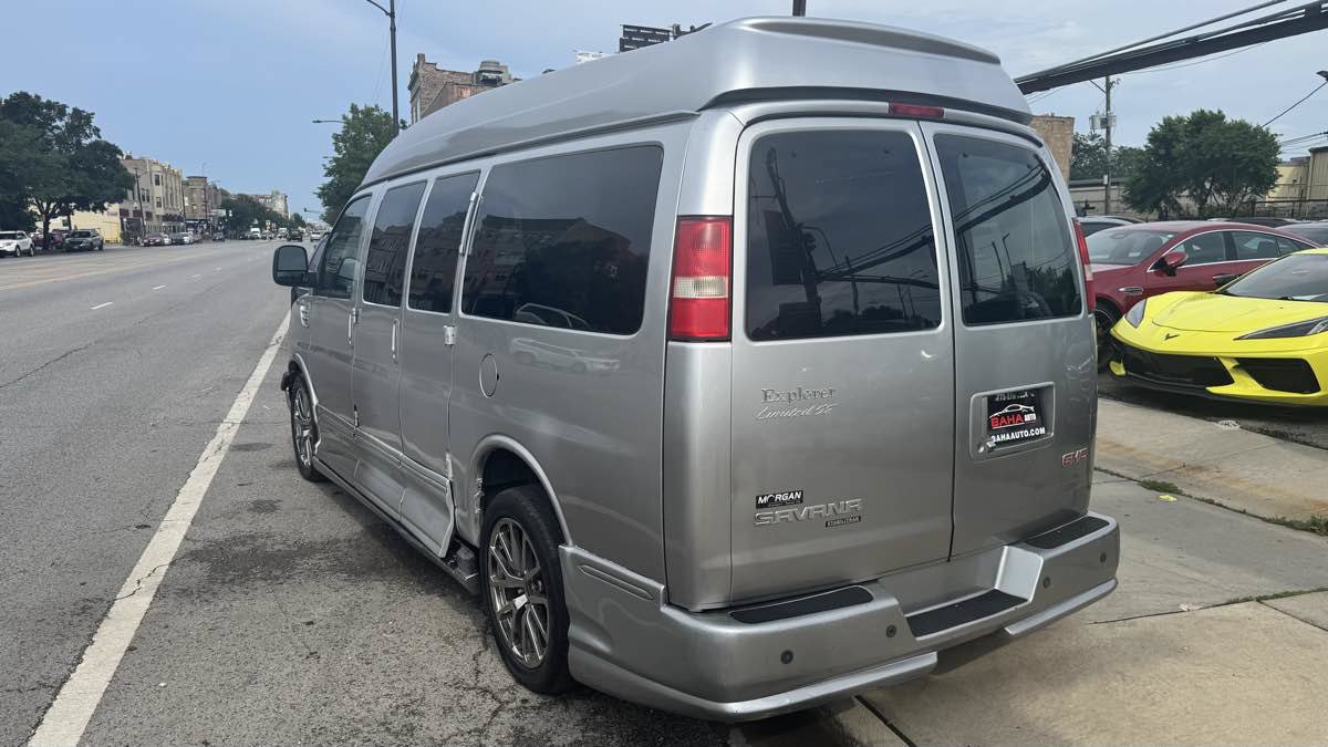 Used 2014 GMC Savana 1500 RWD image 5
