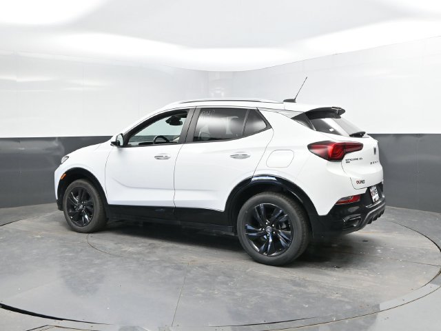 Used 2024 Buick Encore GX Sport Touring AWD/4WD image 8