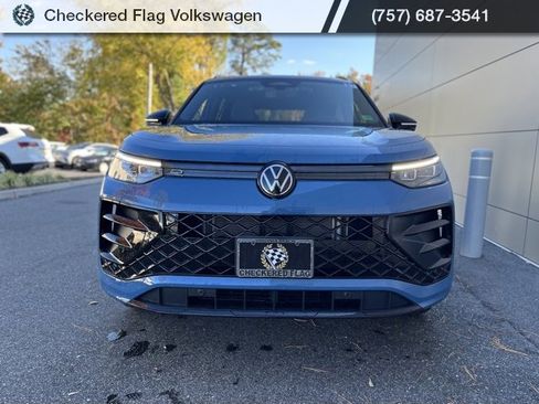 New 2026 Volkswagen Tiguan SE R-Line image 14