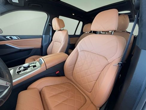 Certified 2023 BMW X7 xDrive40i w/ M Sport Package image 29