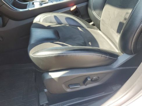 Used 2023 Ford Edge ST w/ Cargo Accessory Package AWD/4WD image 15