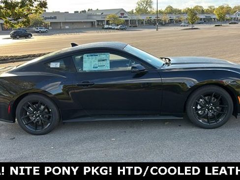 New 2025 Ford Mustang Premium image 28