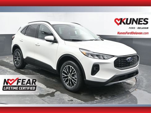 New 2026 Ford Escape SE FWD image 1