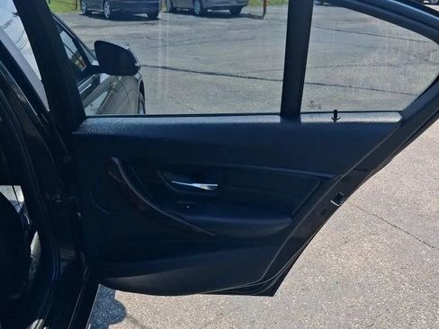 Used 2015 BMW 328i Sedan RWD image 26