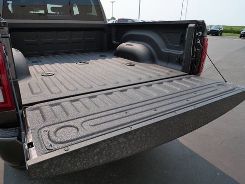 New 2026 RAM 2500 Big Horn AWD/4WD image 7